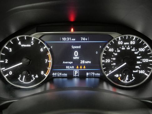 Used 2025 Nissan Altima 2.5 SR FWD image 14