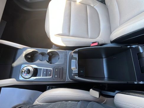 Used 2020 Ford Escape SEL image 13