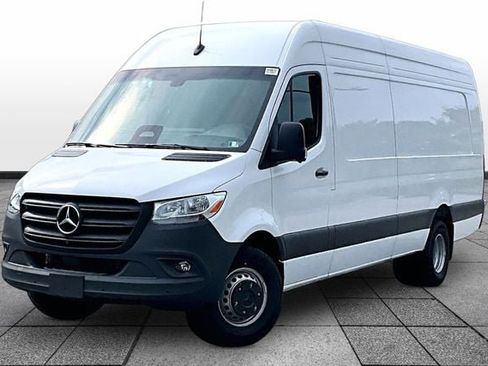 New 2026 Mercedes-Benz Sprinter 3500 image 2