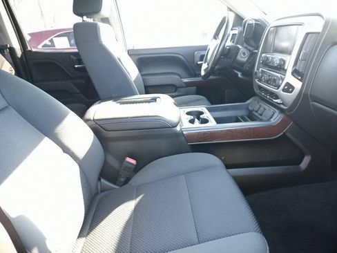 Used 2017 GMC Sierra 1500 SLE image 10