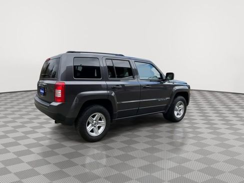Used 2017 Jeep Patriot Sport w/ Power Value Group AWD/4WD image 9