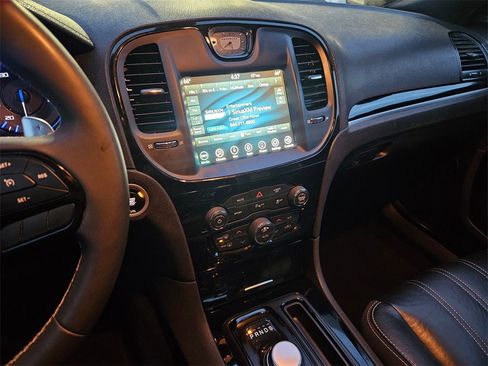 Used 2023 Chrysler 300 S image 19