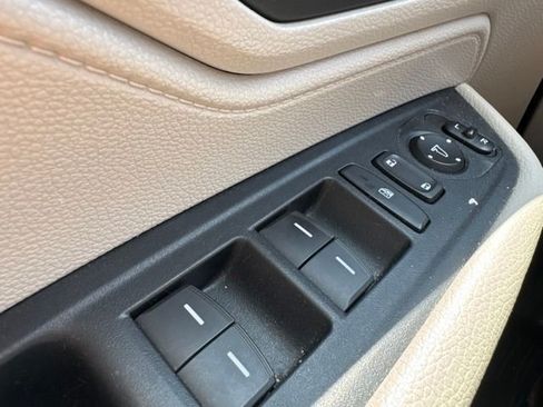 Used 2025 Honda Odyssey EX-L image 21