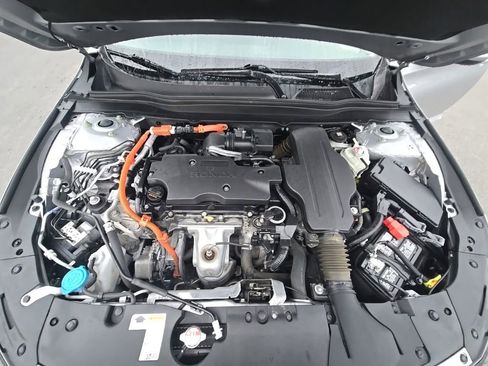 Certified 2021 Honda Accord EX image 11