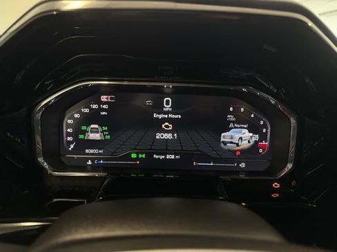 Used 2025 GMC Sierra 1500 Elevation w/ Elevation Premium Package image 17