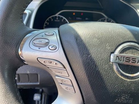 Used 2017 Nissan Murano SL FWD image 12