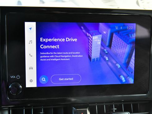 Used 2024 Toyota Corolla Cross L image 22