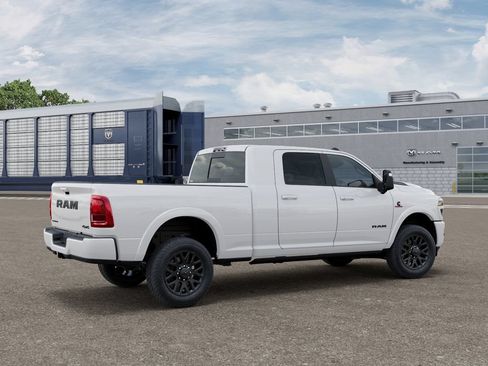 New 2026 RAM 2500 Limited AWD/4WD image 4