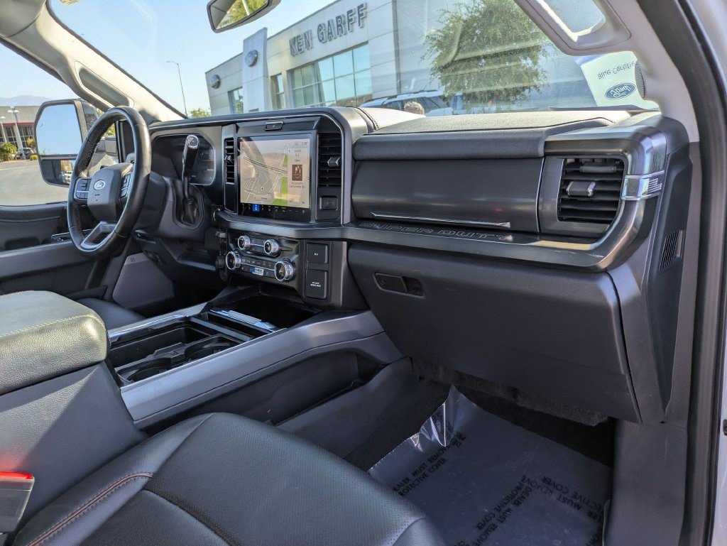 Used 2025 Ford F250 Lariat AWD/4WD image 31