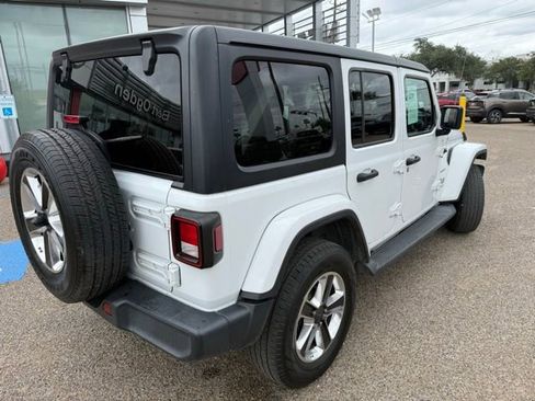 Used 2021 Jeep Wrangler Unlimited Sahara AWD/4WD image 7