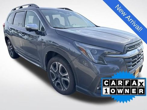 Used 2023 Subaru Ascent Limited w/ Technology Package AWD/4WD image 1