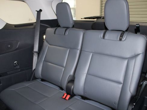 New 2026 Ford Explorer Active w/ Active Comfort Package image 25