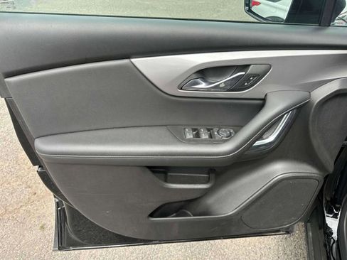 Used 2024 Chevrolet Blazer LT image 16