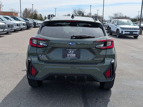 Used 2024 Subaru Crosstrek 2.5i Limited AWD/4WD image 4