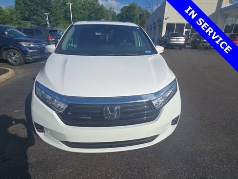Certified 2024 Honda Odyssey Touring image 2