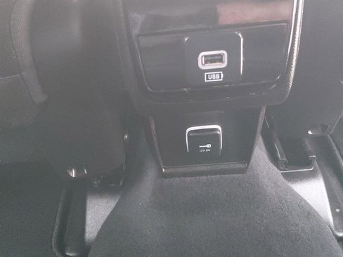 Used 2025 Jeep Compass Limited AWD/4WD image 16