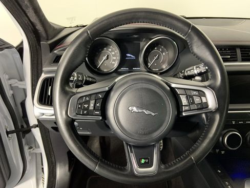 Used 2018 Jaguar E-PACE First Edition image 9