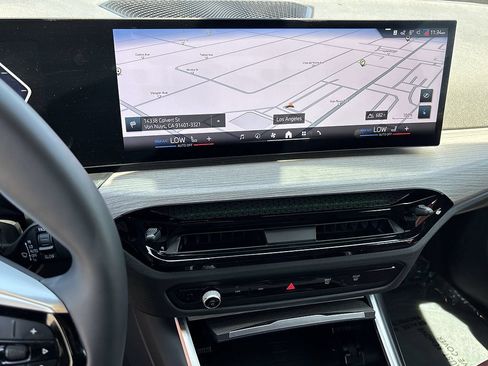 Used 2025 BMW i4 eDrive40 w/ Parking Assistance Package RWD image 22