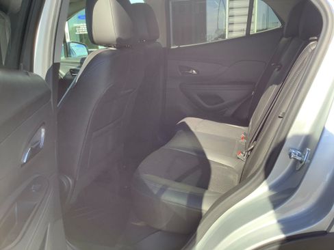 Used 2022 Buick Encore Preferred w/ Safety Package AWD/4WD image 13