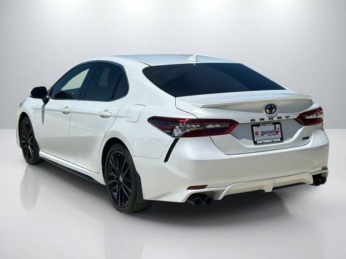 Used 2024 Toyota Camry XSE FWD image 8