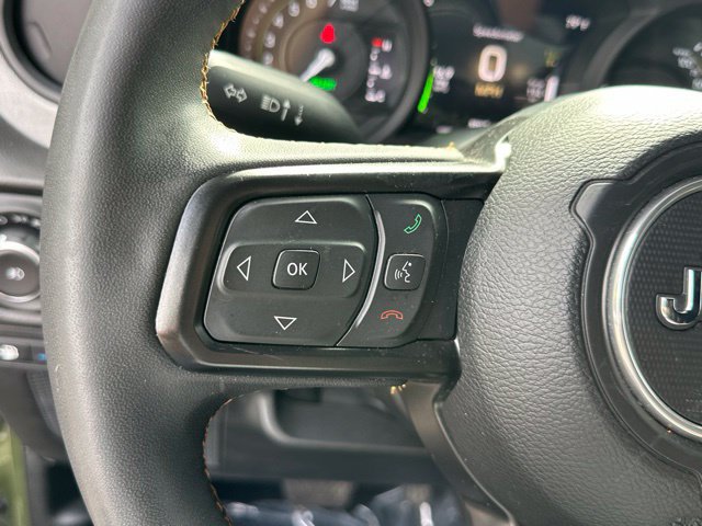 Used 2024 Jeep Wrangler Unlimited AWD/4WD image 9