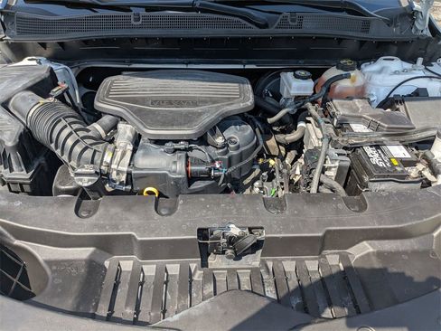 Used 2024 Chevrolet Blazer LT w/ Sound & Technology Package image 32