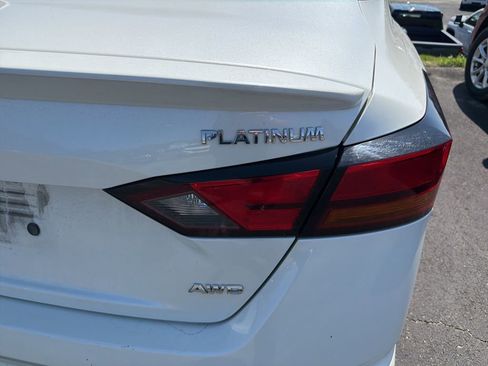 Used 2020 Nissan Altima 2.5 Platinum AWD/4WD image 5