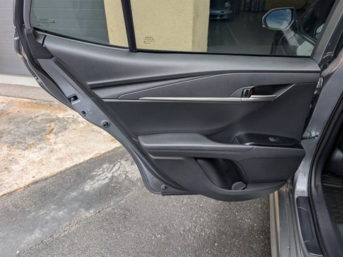 Used 2025 Toyota Camry SE w/ Convenience Package FWD image 25