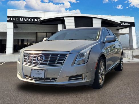 Used 2014 Cadillac XTS Luxury FWD image 1