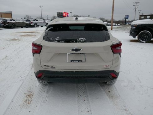 New 2026 Chevrolet Trax RS w/ Sunroof Package image 5
