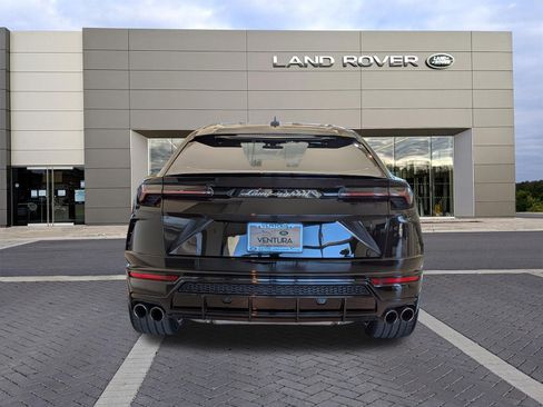 Used 2022 Lamborghini Urus AWD/4WD image 6