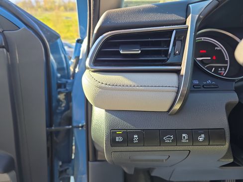 Used 2023 Toyota Camry XSE w/ Cold Weather Package image 14