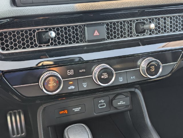 Used 2023 Honda Civic Sport image 17