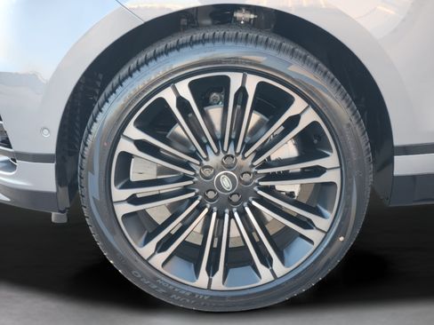 New 2026 Land Rover Range Rover Velar Belgravia AWD/4WD image 31