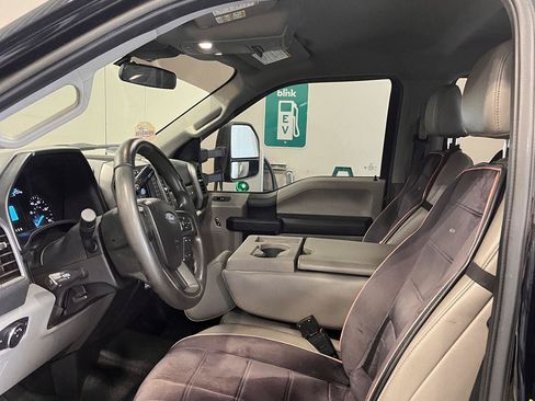Used 2020 Ford F250 XL w/ Power Equipment Group AWD/4WD image 5
