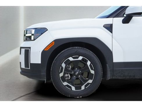Used 2025 Hyundai Santa Fe SE FWD image 34