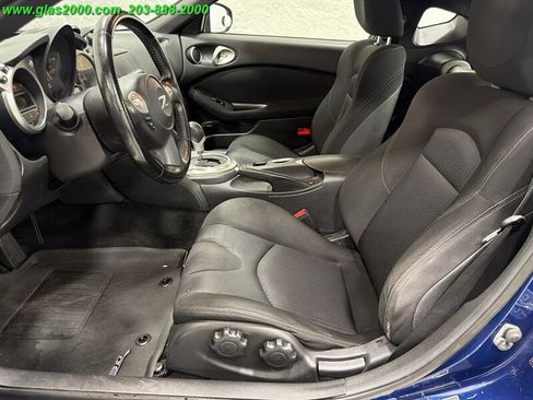 Used 2016 Nissan 370Z Coupe RWD image 17