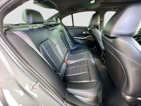 Certified 2025 BMW 330i 330i w/ M Sport Package image 28