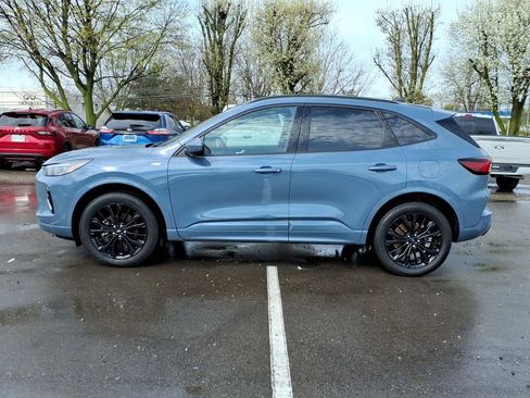 Used 2023 Ford Escape ST-Line Elite AWD/4WD image 2