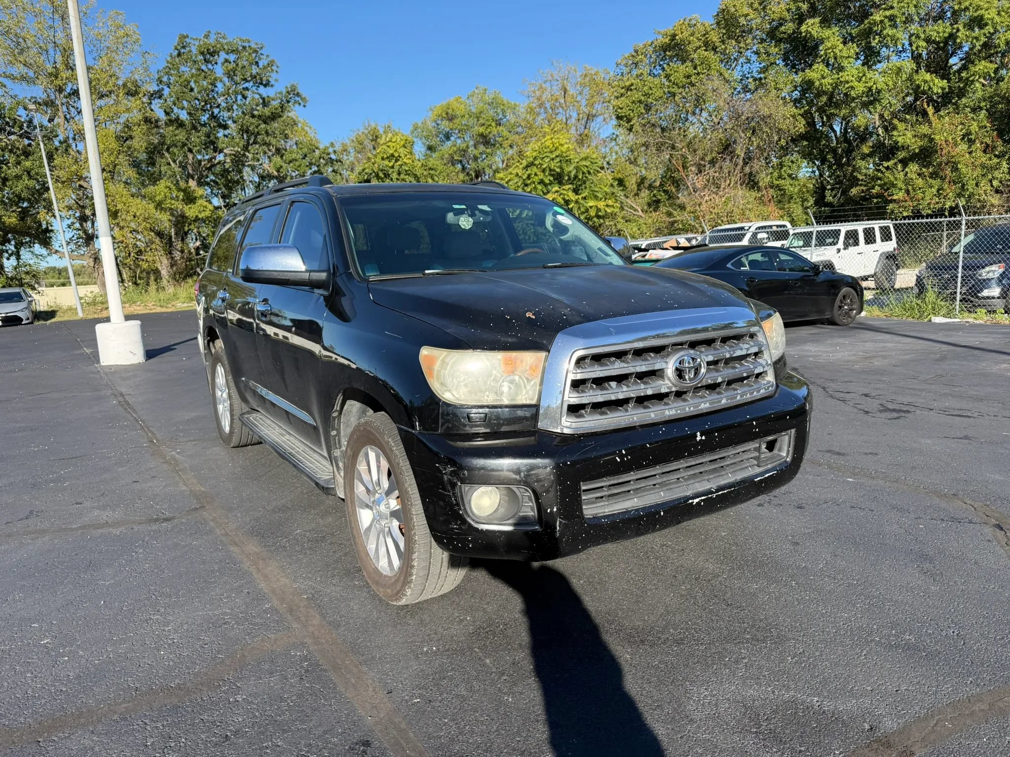Used 2010 Toyota Sequoia Platinum RWD image 1