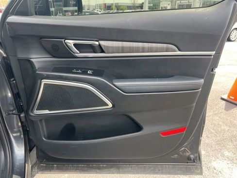 Used 2024 Kia Telluride SX image 37