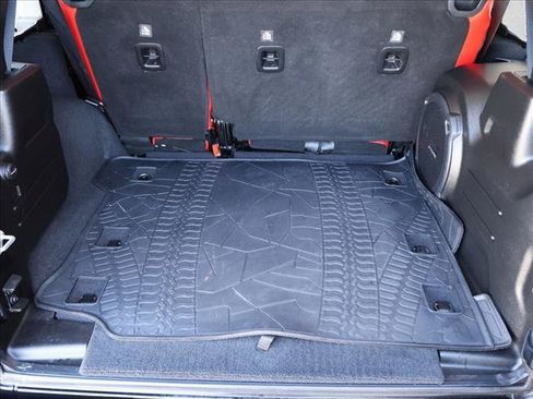 Used 2021 Jeep Wrangler Unlimited Rubicon w/ Uconnect 4C Nav & Sound Group AWD/4WD image 6