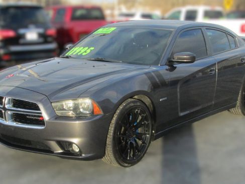 Used 2014 Dodge Charger R/T w/ Wheels & Tunes Group image 4
