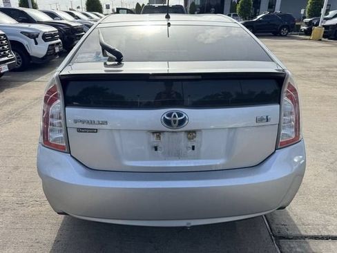 Used 2012 Toyota Prius Two FWD image 6