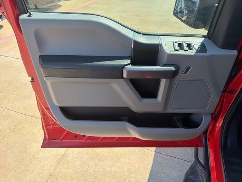 Used 2019 Ford F150 XLT RWD image 12