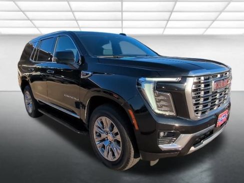 Used 2025 GMC Yukon Denali image 1
