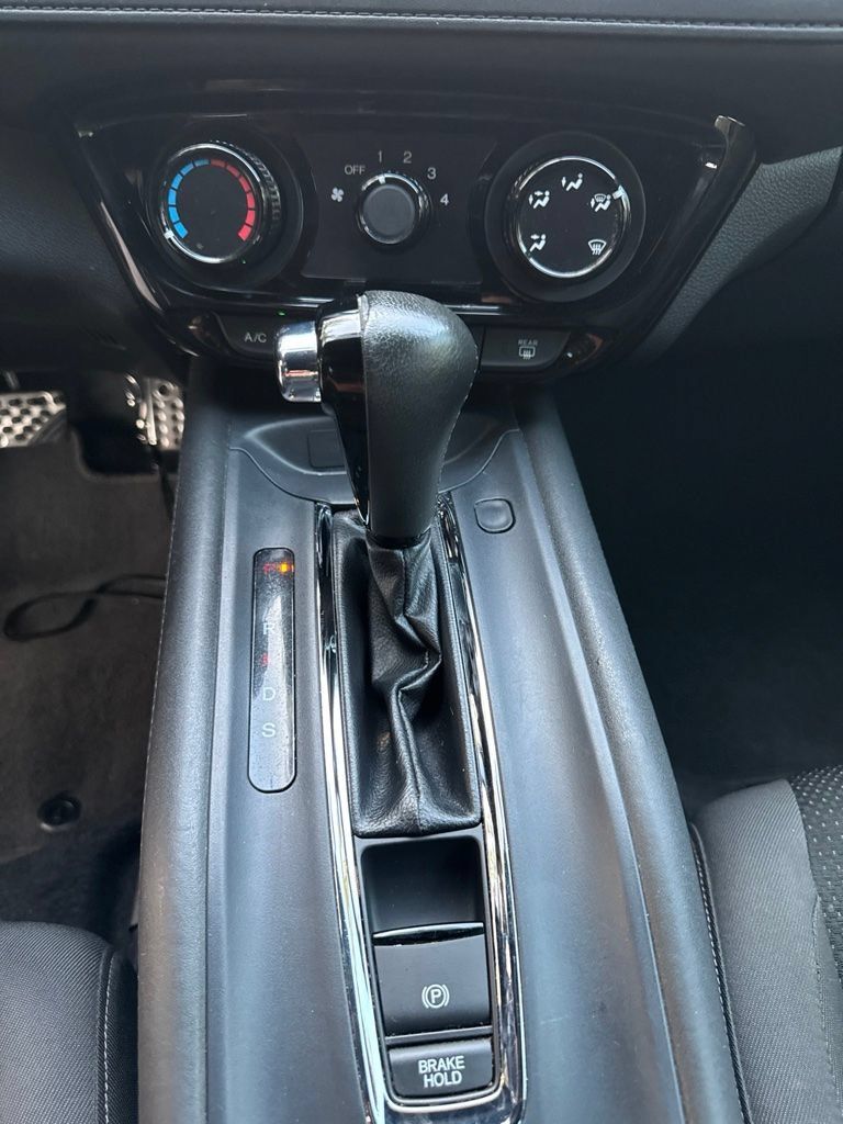Used 2019 Honda HR-V Sport image 20