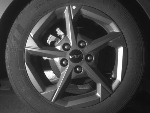 Used 2025 Kia K4 LXS image 15