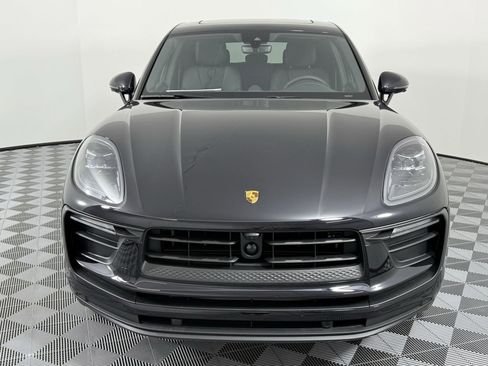 New 2025 Porsche Macan image 6