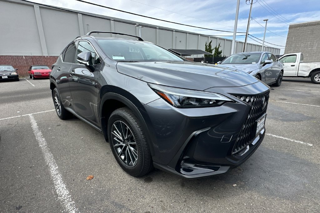Used 2026 Lexus NX 350h AWD w/ Accessory Package (2T) image 2